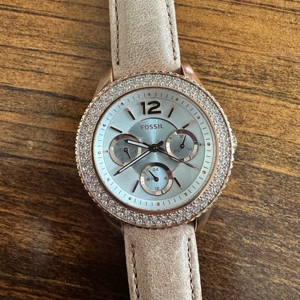 Fossil Rose Gold Watch with Cream Genuine Leather Strap